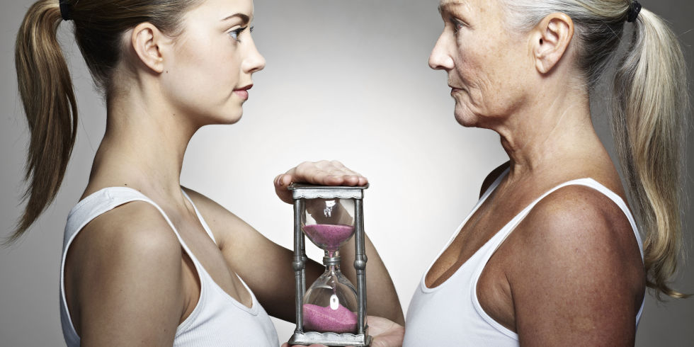 landscape-1435609920-young-woman-with-older-woman